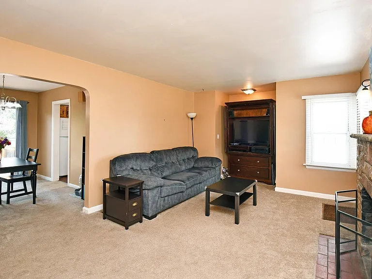 7193 Maryland Ave — Photo 23