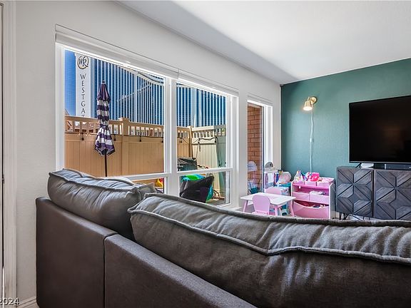 3rd image of 2838 Geary Pl Unit 4013
