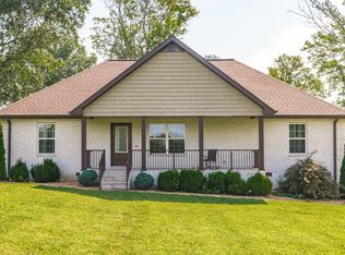 460 Armstrong Rd, Castalian Springs, TN 37031