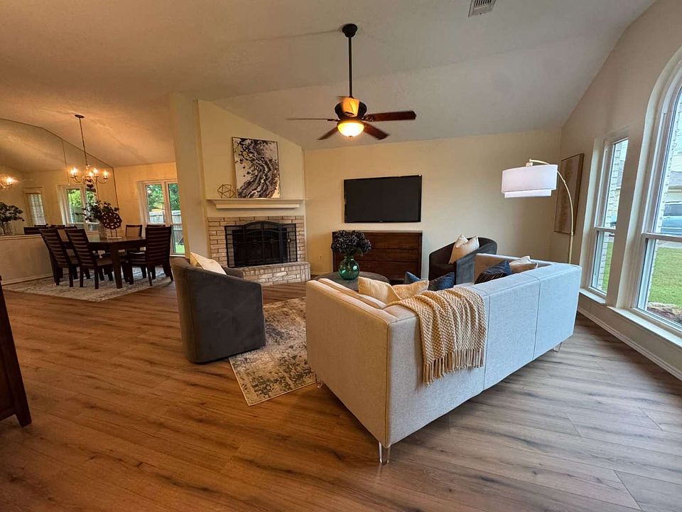 1st image of 3002 Green Vista Ct