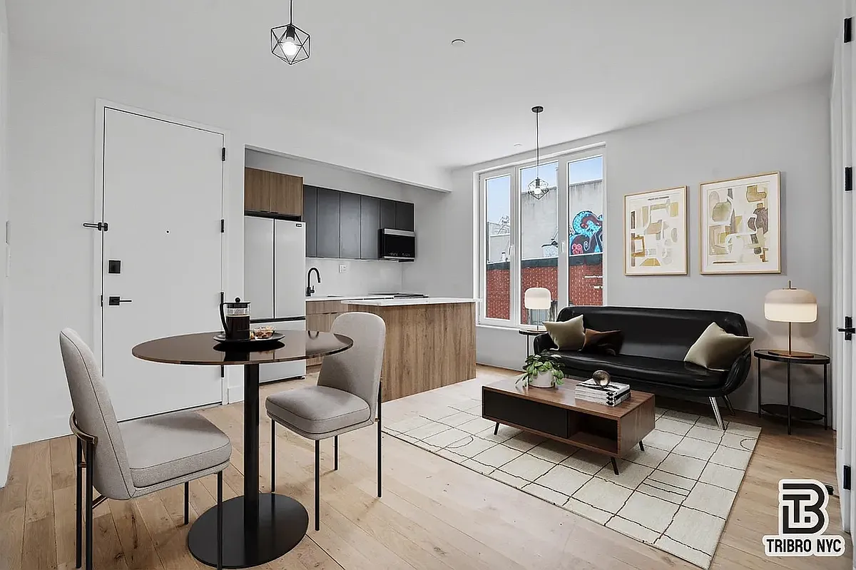 Building Photo - 96 Moore St #2H