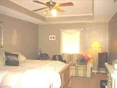 5th image of 10936 Downey Dr