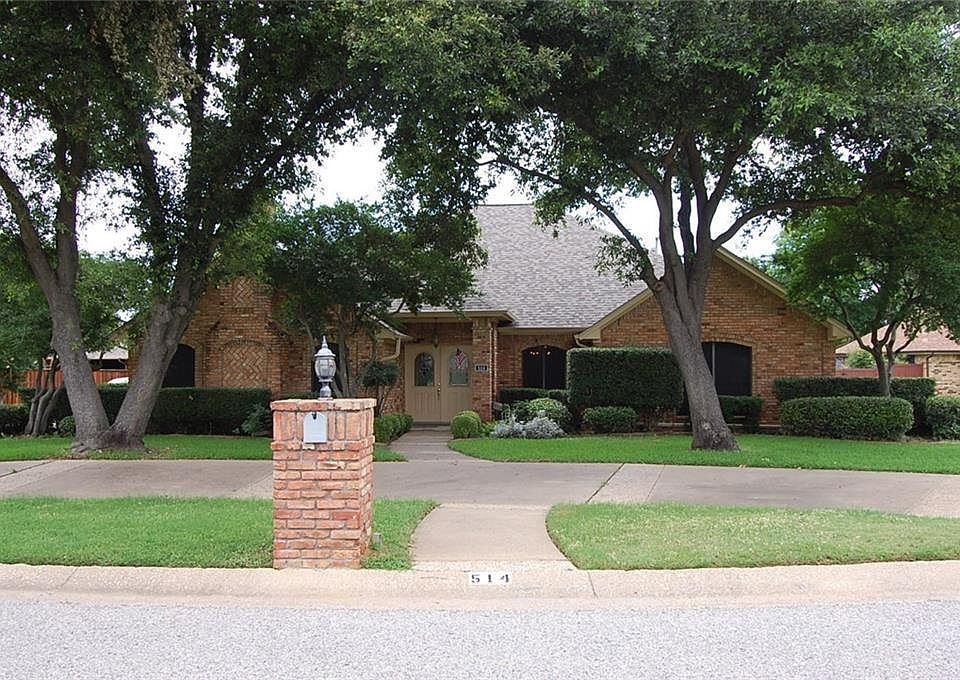 1st image of 514 Highland Hills Ln