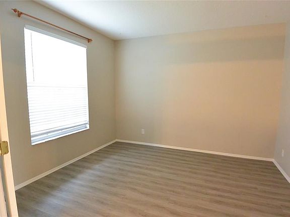 3rd image of 19130 Cherry Rose Cir