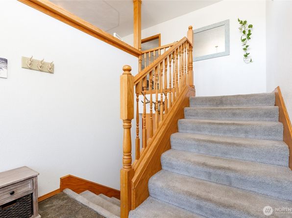 200 Sunny Drive, Electric City, WA 99123