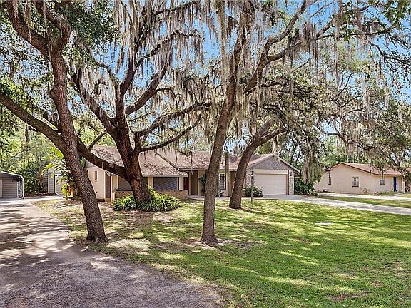 3rd image of 5711 Southview Dr