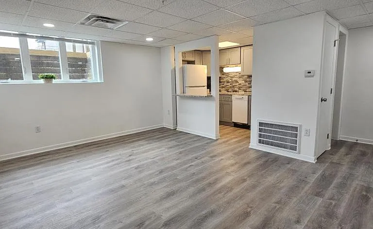 218 N Main St #22 — Photo 11