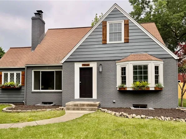 7439 Hadley St, Overland Park, KS 66204