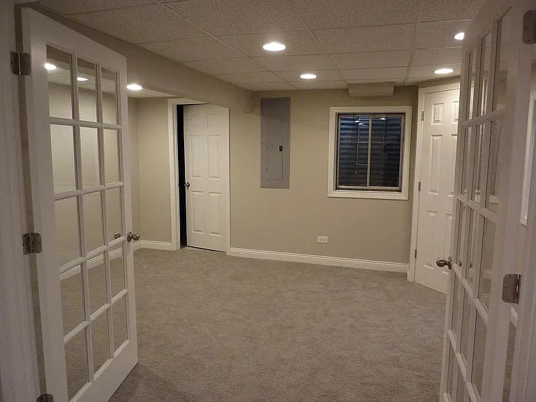 1585 Regan Ct — Photo 29
