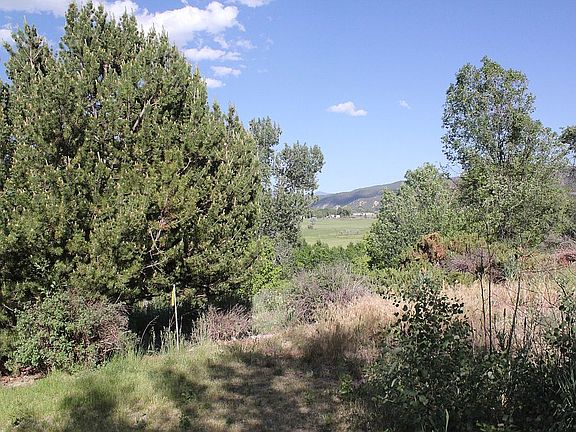 2nd image of 484 Mesa Verde Ave