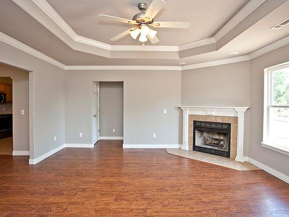 4th image of 6205 SW Meadow Well Ave