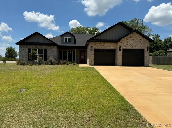 21 County Road 758, Enterprise, AL 36330