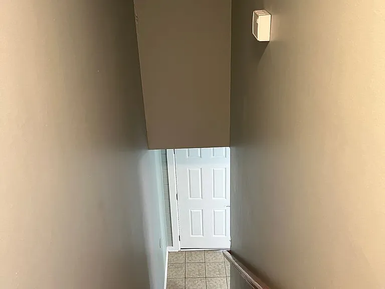 46 Allen Dr — Photo 16