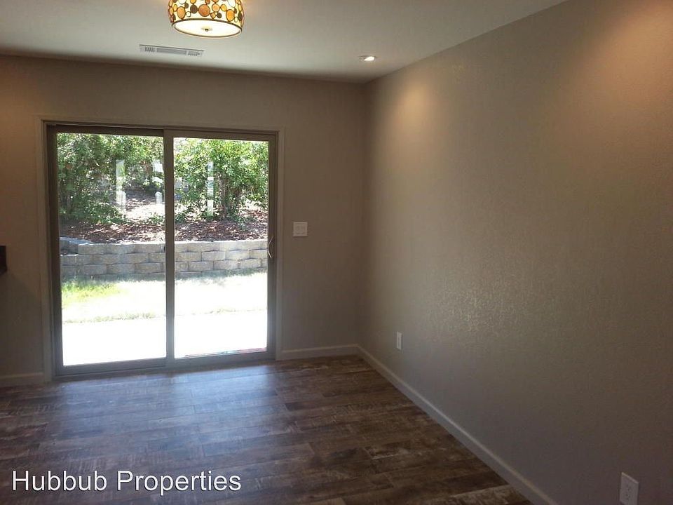 2nd image of 1525 Fresia Way