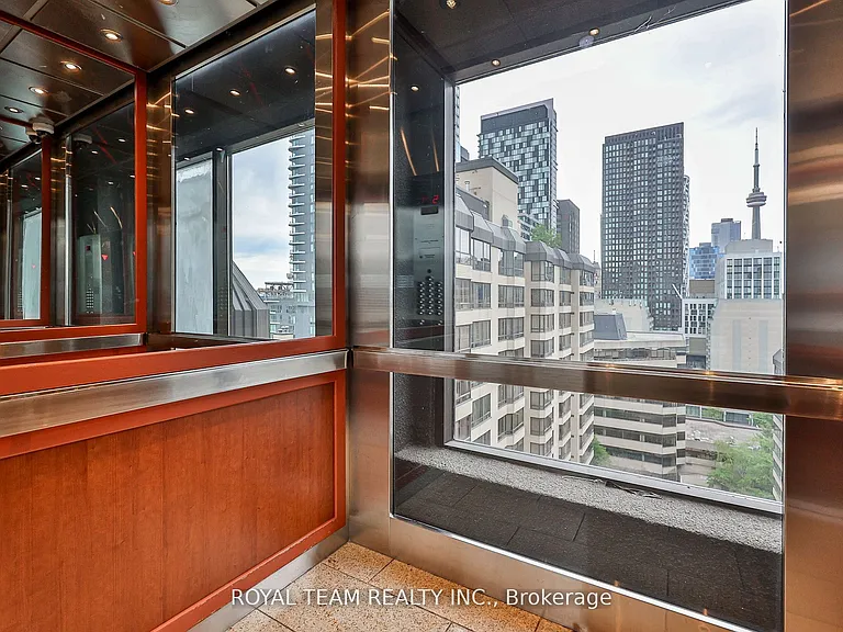 211 N Saint Patrick St S #Penthouse C-10 — Photo 42