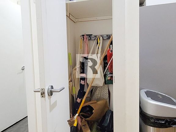 4th image of 126 Boerum St APT 1F