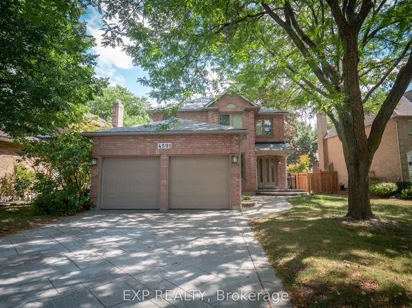 4591 Credit Pointe Dr #Basement, Mississauga, ON L5M 3L6