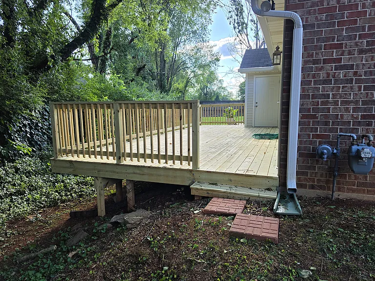 604 Messick Ct — Photo 3