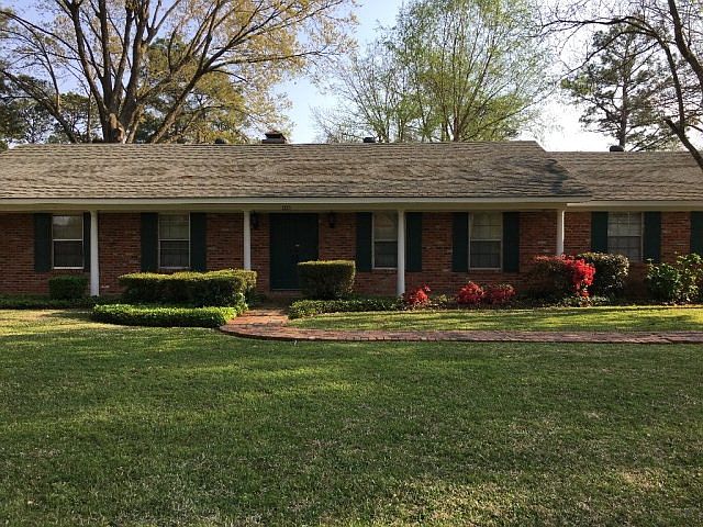 1st image of 1115 Cloverdale Dr