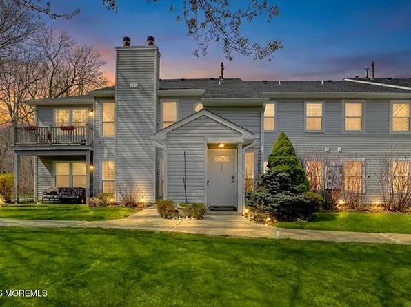 369 Yorkshire Place, Morganville, NJ 07751