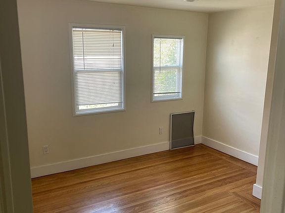 3rd image of 2626 Etna St #3