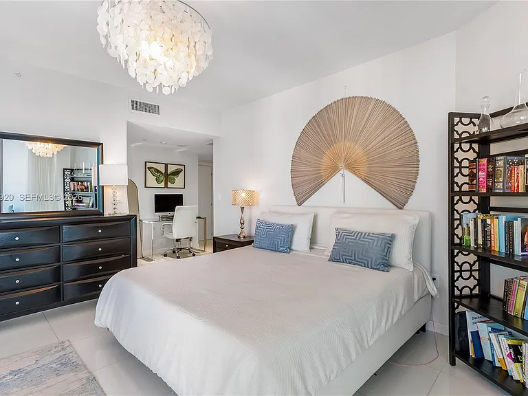 200 Biscayne Boulevard Way #4101 — Photo 9