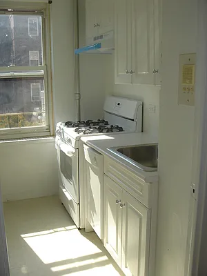 Rented by Hatuka Properties | media 26