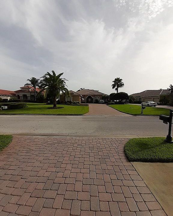 2nd image of 33733 Americana Ave