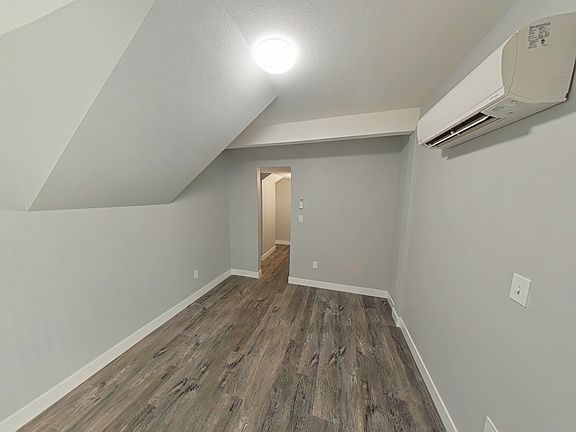 4th image of 1450 San Antonio Ave #A