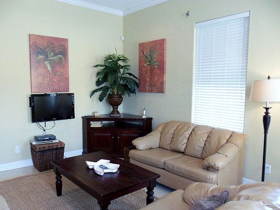 3rd image of 131 E Saturn Ln #3