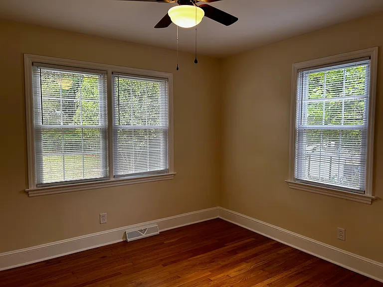 Bedroom #1.1