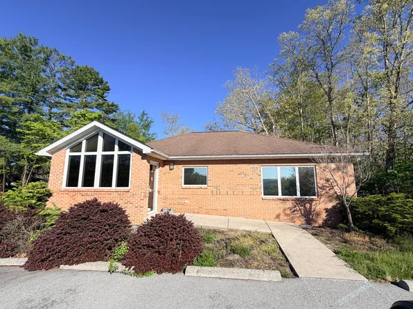 2 Undercliff Ter #160, Princeton, WV 24740