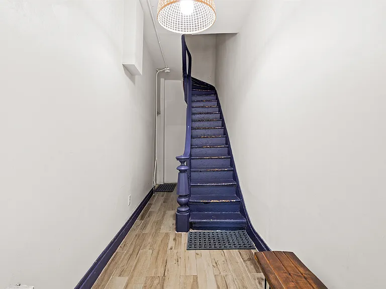 49 Jewett Ave #4 — Photo 8