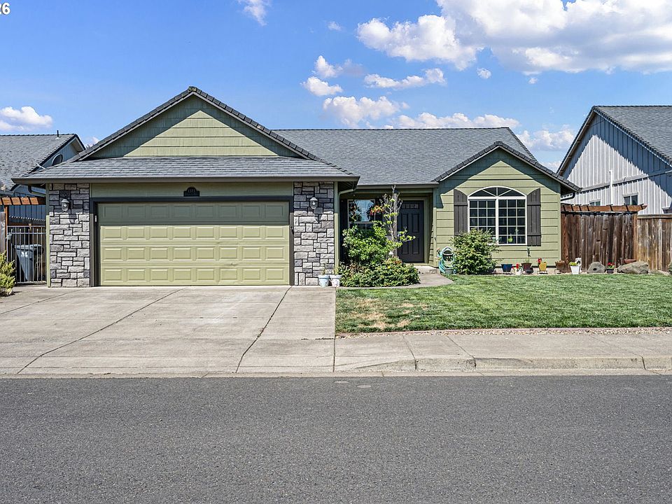 1st image of 1373 Creswood Dr