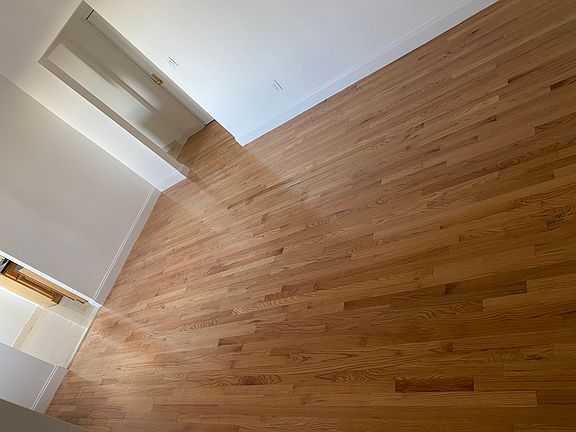 2nd image of 4108 Parsons Blvd APT 6D