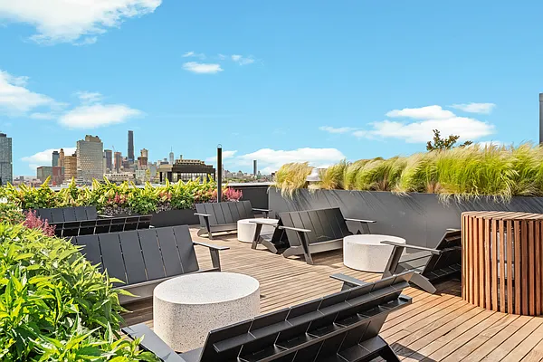 Rented by REAL New York | media 44