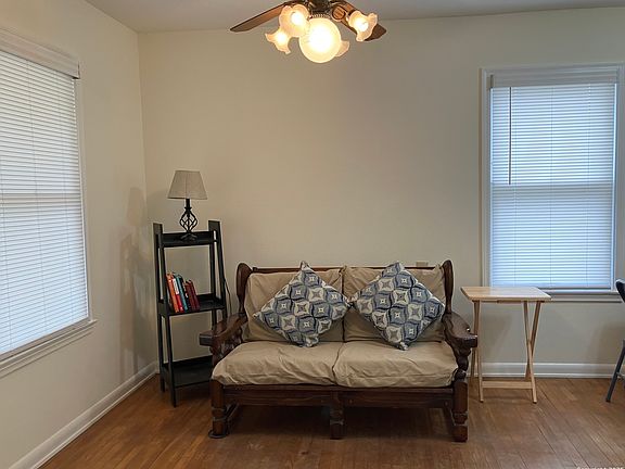 5th image of 143 MCDOUGAL AVE