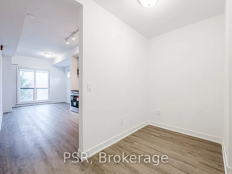 41 Danforth Rd #210 — Photo 8