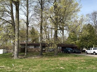 1575 Mullins Ave NW, Grand Rapids, MI 49534