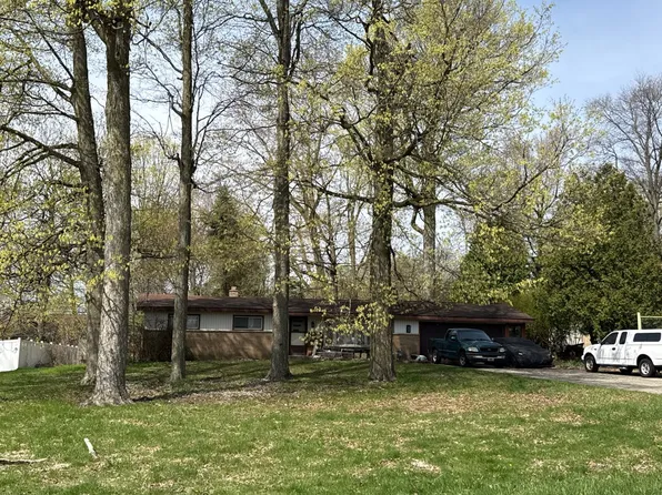 1575 Mullins Ave NW, Grand Rapids, MI 49534