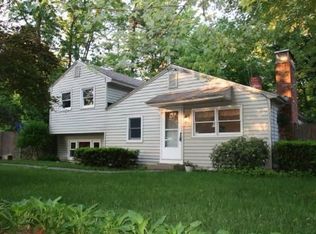3 Poplar Rd, Westford, MA 01886