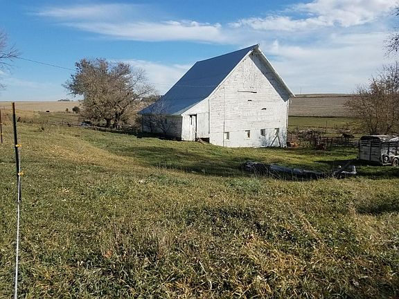3rd image of 20267 360th St