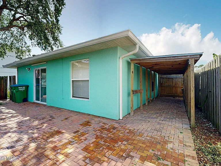 234 Johnson Ave — Photo 1