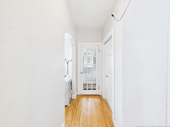 3rd image of 46 Donald Ave