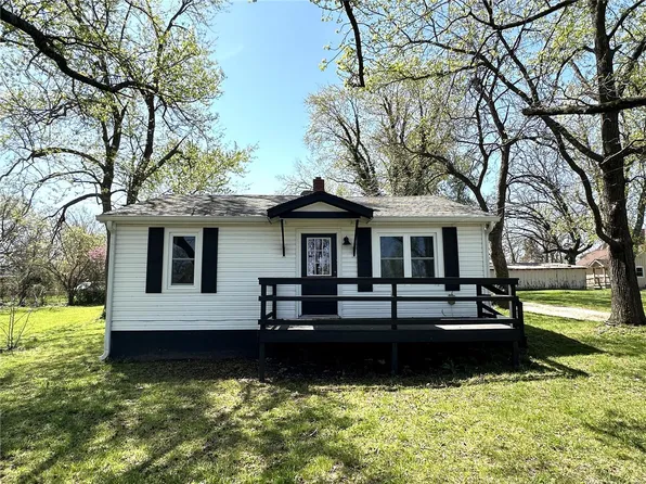 701 E Rolla Rd, Salem, MO 65560