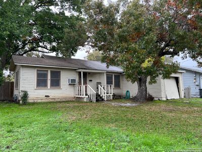 1325 W Mill St, New Braunfels, TX, 78130