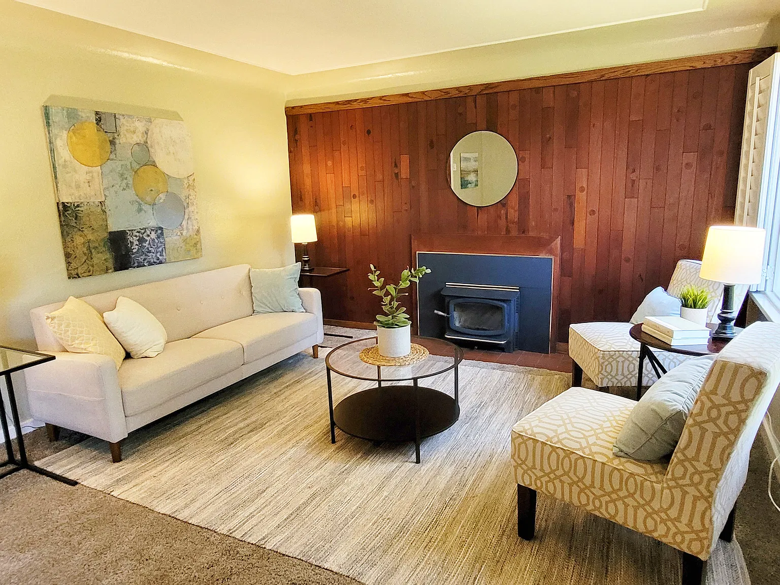2 bed, 979 sqft, $2,795 — Photo 2