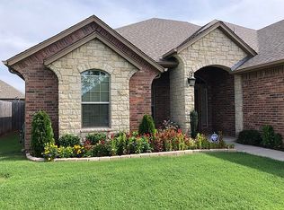 11309 Sw 41st Terrace, Mustang, OK 73064