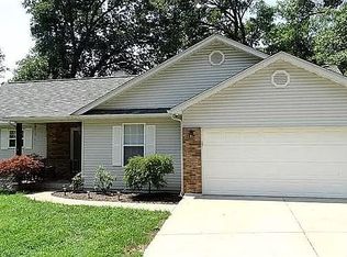 4567 Eli Dr, Saint Louis, MO 63128