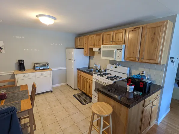 180 Tyngsboro Rd APT 40F, North Chelmsford, MA 01863